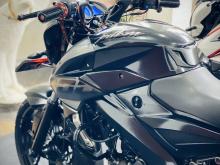 https://riyasewana.com/uploads/bajaj-ns200-1620170819535.jpg