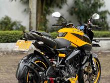 https://riyasewana.com/uploads/bajaj-ns200-1717460124242.jpg