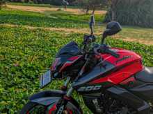 https://riyasewana.com/uploads/bajaj-ns200-1814431813463.jpg