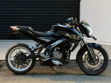 https://riyasewana.com/uploads/bajaj-ns200-1822503413862.jpg