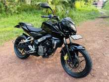 Bajaj Pulsar NS200 2013 Motorbike