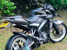 https://riyasewana.com/uploads/bajaj-ns200-201105224882.jpg