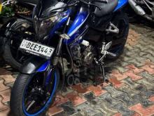 https://riyasewana.com/uploads/bajaj-ns200-201422161319125.jpg
