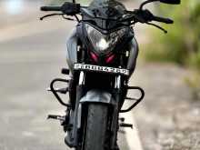 https://riyasewana.com/uploads/bajaj-ns200-2015455822362.jpg