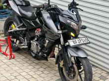 https://riyasewana.com/uploads/bajaj-ns200-2114060724531.jpg