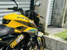 https://riyasewana.com/uploads/bajaj-ns200-248424622272.jpg
