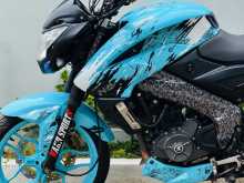 https://riyasewana.com/uploads/bajaj-ns200-2523123513223.jpg