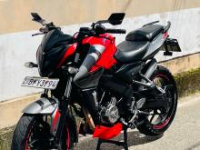 Bajaj Pulsar NS200 2017 Motorbike