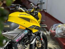 Bajaj Pulsar NS200 2015 Motorbike