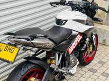 Bajaj Pulsar NS200 2019 Motorbike
