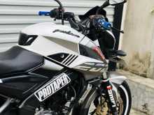 https://riyasewana.com/uploads/bajaj-ns200-278583122263.jpg