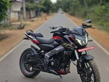 Bajaj Pulsar NS200 2025 Motorbike