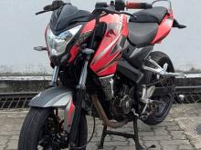 Bajaj Pulsar NS200 2016 Motorbike