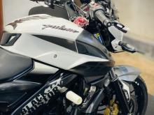 https://riyasewana.com/uploads/bajaj-ns200-bhg-300065819076.jpg