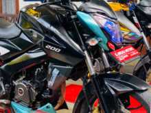 Bajaj Pulsar NS200 2018 Motorbike