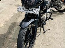 Bajaj Pulsar 180 2016 Motorbike