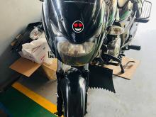 Bajaj Pulsar 150 2015 Motorbike