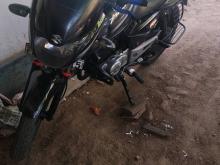 Bajaj Pulsar 150 2016 Motorbike