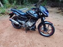 Bajaj Pulsar 150 2016 Motorbike