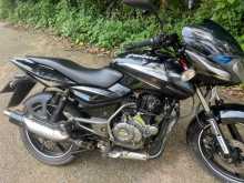 Bajaj Pulsar 150 2015 Motorbike