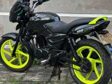 Bajaj Pulsar 180 2005 Motorbike