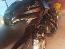 Bajaj Pulsar 180 2016 Motorbike