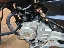 https://riyasewana.com/uploads/bajaj-palser-135-1113402713883.jpg