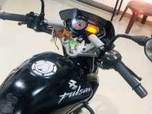 https://riyasewana.com/uploads/bajaj-palser-135-2414095013614.jpg