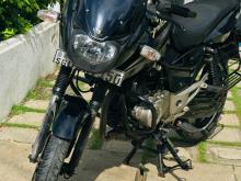 Bajaj Pulsar 150 2016 Motorbike