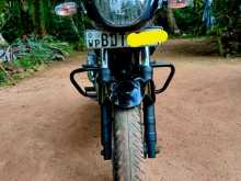 https://riyasewana.com/uploads/bajaj-palser-180-207113913883.jpg