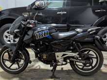 Bajaj Pulsar 180 2011 Motorbike