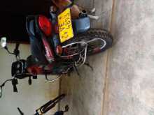 https://riyasewana.com/uploads/bajaj-patina-100-51342594073.jpg