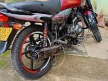 https://riyasewana.com/uploads/bajaj-patina-482617492260.jpg