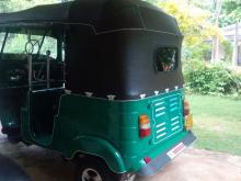 https://riyasewana.com/uploads/bajaj-petrol-4653066544.jpg