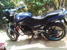 https://riyasewana.com/uploads/bajaj-plasr-150-1511495513812.jpg