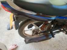 https://riyasewana.com/uploads/bajaj-platina-100-1512430313143.jpg