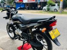 Bajaj Platina 100 2017 Motorbike