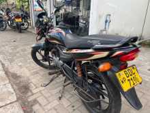 https://riyasewana.com/uploads/bajaj-platina-100-1815511213583.jpg