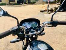 https://riyasewana.com/uploads/bajaj-platina-100-1918034013553.jpg