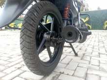 https://riyasewana.com/uploads/bajaj-platina-100-2210460113234.jpg