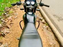 https://riyasewana.com/uploads/bajaj-platina-100-221571413192.jpg