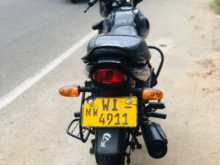 https://riyasewana.com/uploads/bajaj-platina-100-2315185213814.jpg