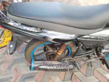 https://riyasewana.com/uploads/bajaj-platina-100-232331564663.jpg
