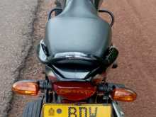 https://riyasewana.com/uploads/bajaj-platina-100-2510021213802.jpg