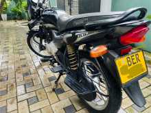 https://riyasewana.com/uploads/bajaj-platina-100-257352513014.jpg