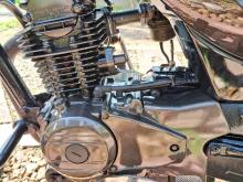 https://riyasewana.com/uploads/bajaj-platina-100-301024236886.jpg