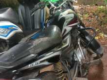 https://riyasewana.com/uploads/bajaj-platina-100es-2611141513582.jpg