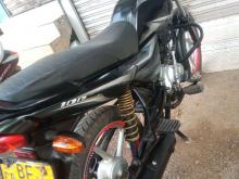 https://riyasewana.com/uploads/bajaj-platina-100es-31346566674.jpg