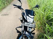 https://riyasewana.com/uploads/bajaj-platina-100es-918594024603.jpg