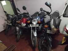 https://riyasewana.com/uploads/bajaj-platina-109274113924.jpg